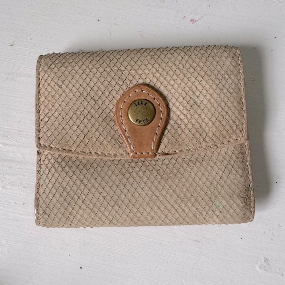Frye leather wallet // tan soft diamond cut leather